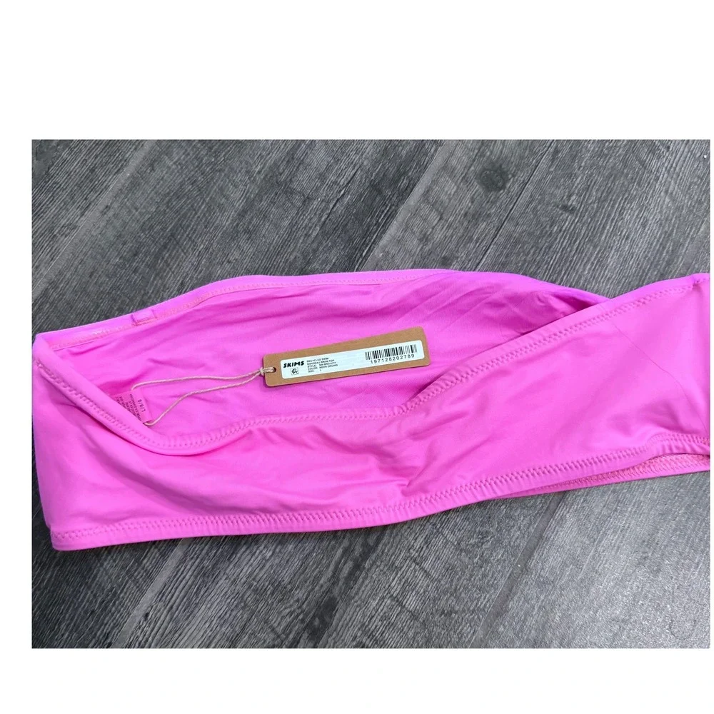 SKIMS Recycled Swim Bandeau Bikini‎ Top Neon Orchid Pink SW-BND-0777 Large NWT